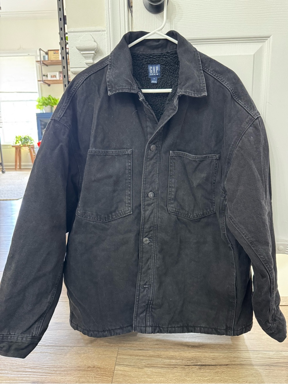 GAP Men's Black Sherpa-Lined Field Jacket